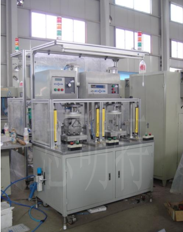 鑄件體(ti) 氣密性測試台|鋁殼體(ti) 水檢試驗機