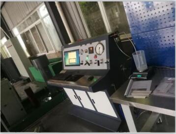 空氣呼吸器氣瓶外測法水壓測試台|空呼氣瓶水壓試驗機（永久膨脹量）