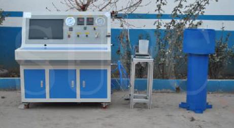 二氧化碳滅火器殘餘(yu) 變形量水壓試驗機的檢測方法