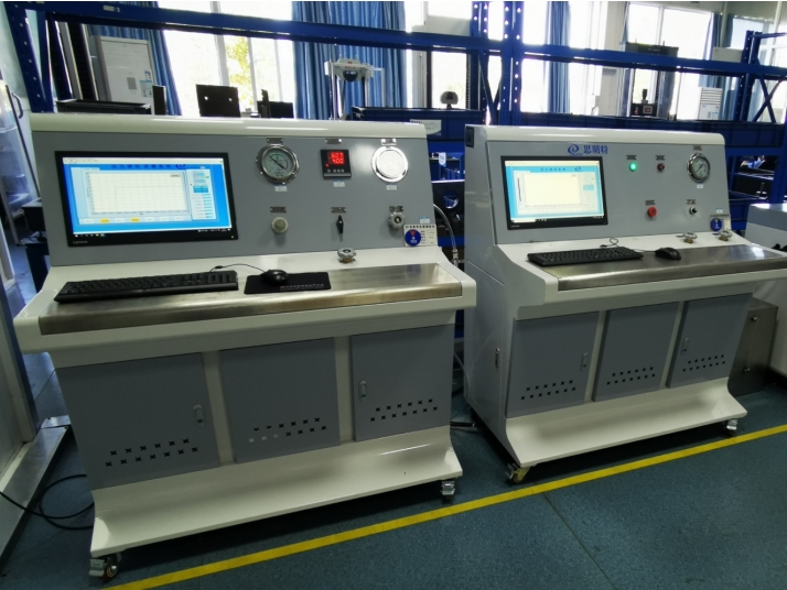 變壓器油箱開裂油壓測試係統做個(ge) 描述